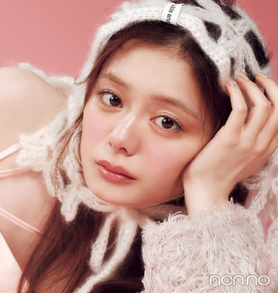 紺野彩夏の秋のピンクメイク