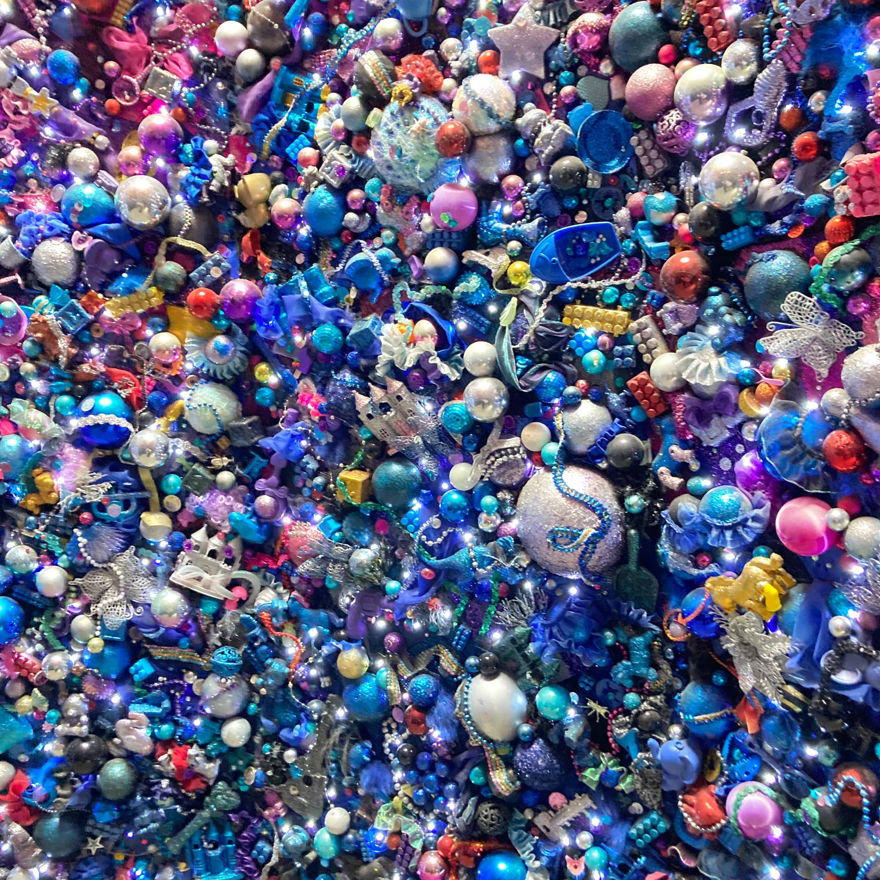 アウトレット後に寄ったきれいな公園のオブジェ