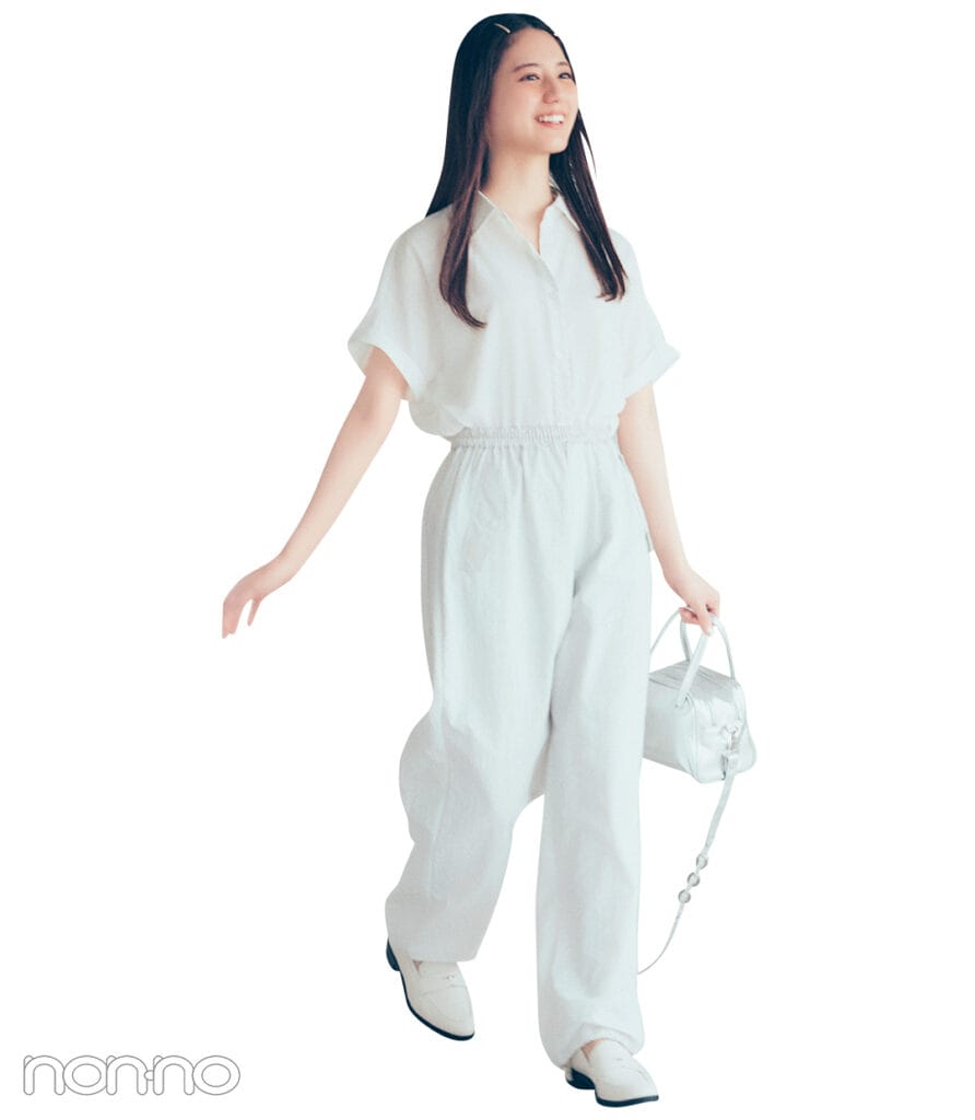 小坂菜緒の晴れ着回しDAY5