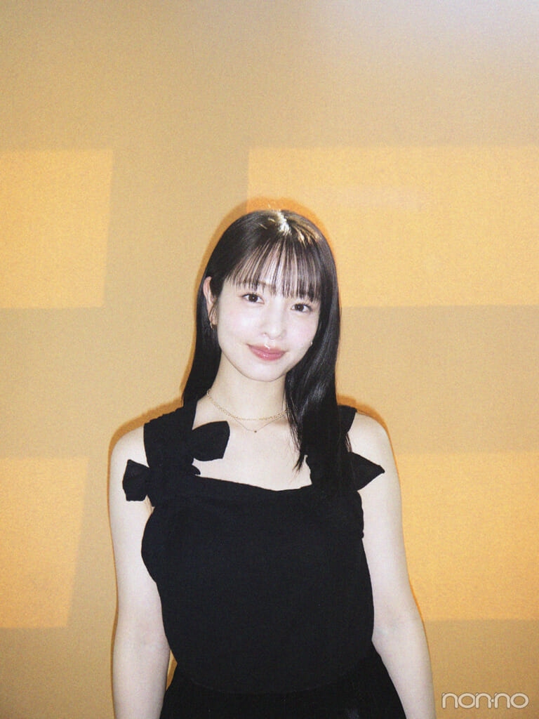 横田真悠さんのソロカット