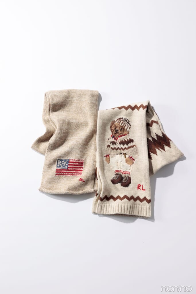 ポロラルフローレンのポロベアのマフラーと、アメリカ国旗モチーフのマフラー