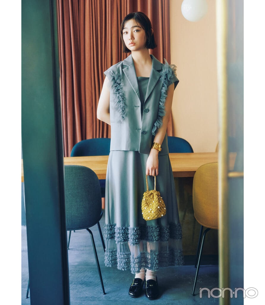 カジュアルレストランでの結婚式でおすすめの服装