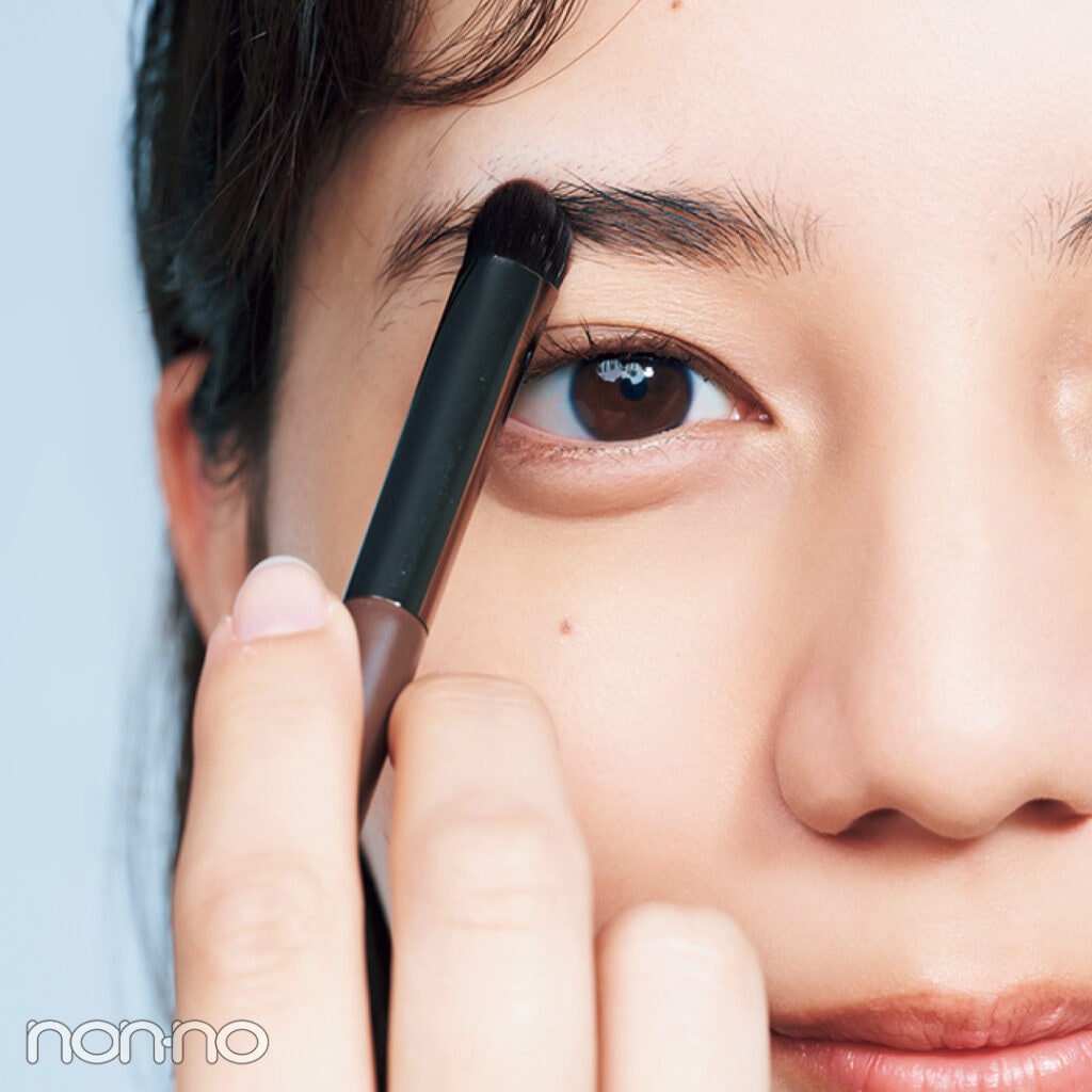 小坂菜緒の崩れないベースメイクプロセスカット2-17