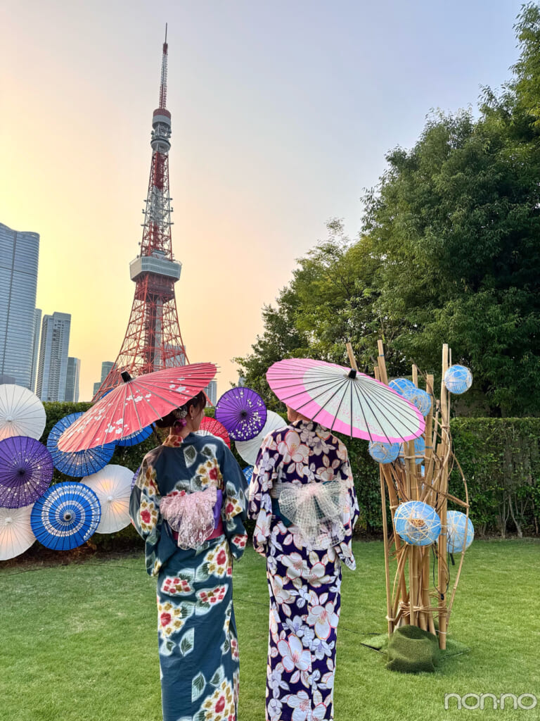 東京イベント「SUZUMUSHI CAFÉ（スズムシ カフェ）」庭園での浴衣姿写真