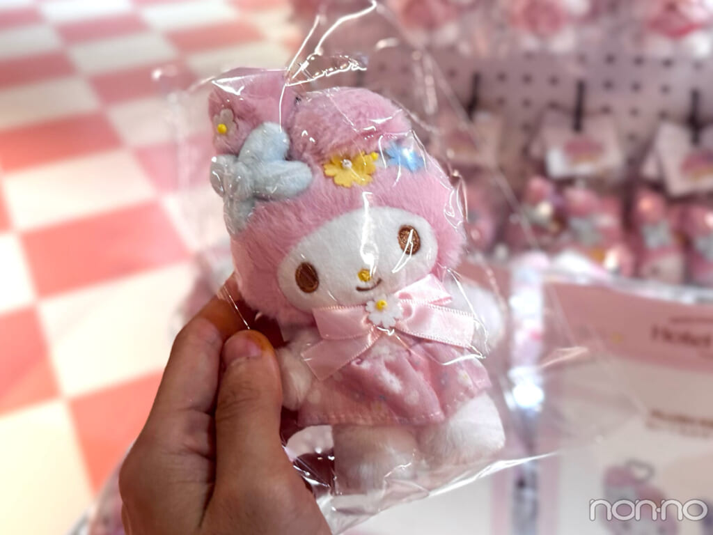 サンリオ「ホテルフローリア トーキョー」ぬいぐるみキーホルダーマイメロディ