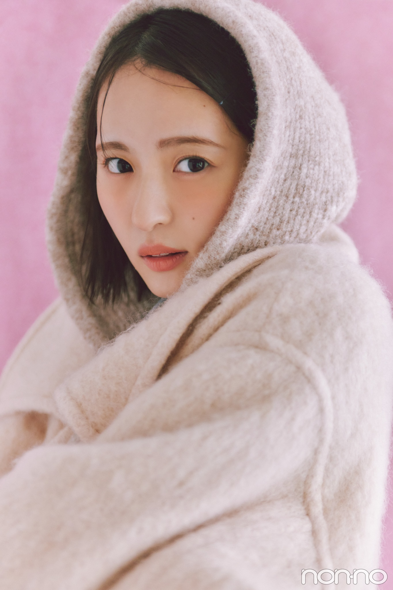 遠藤さくら】1月10日は「ベビーピンクのシャギーコート」【毎日更新