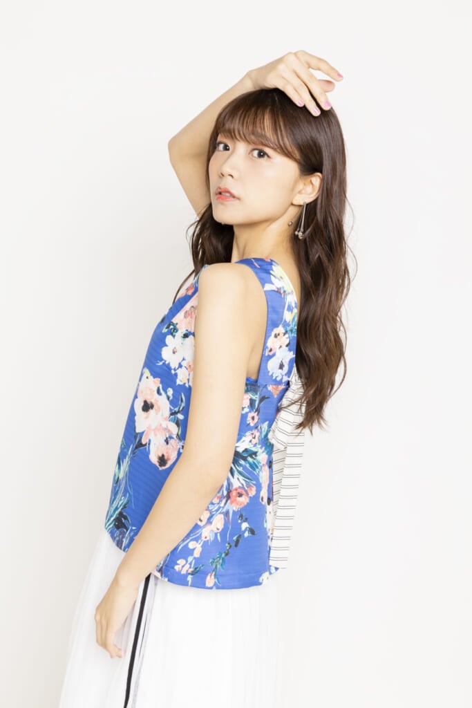 白役：三森すずこ