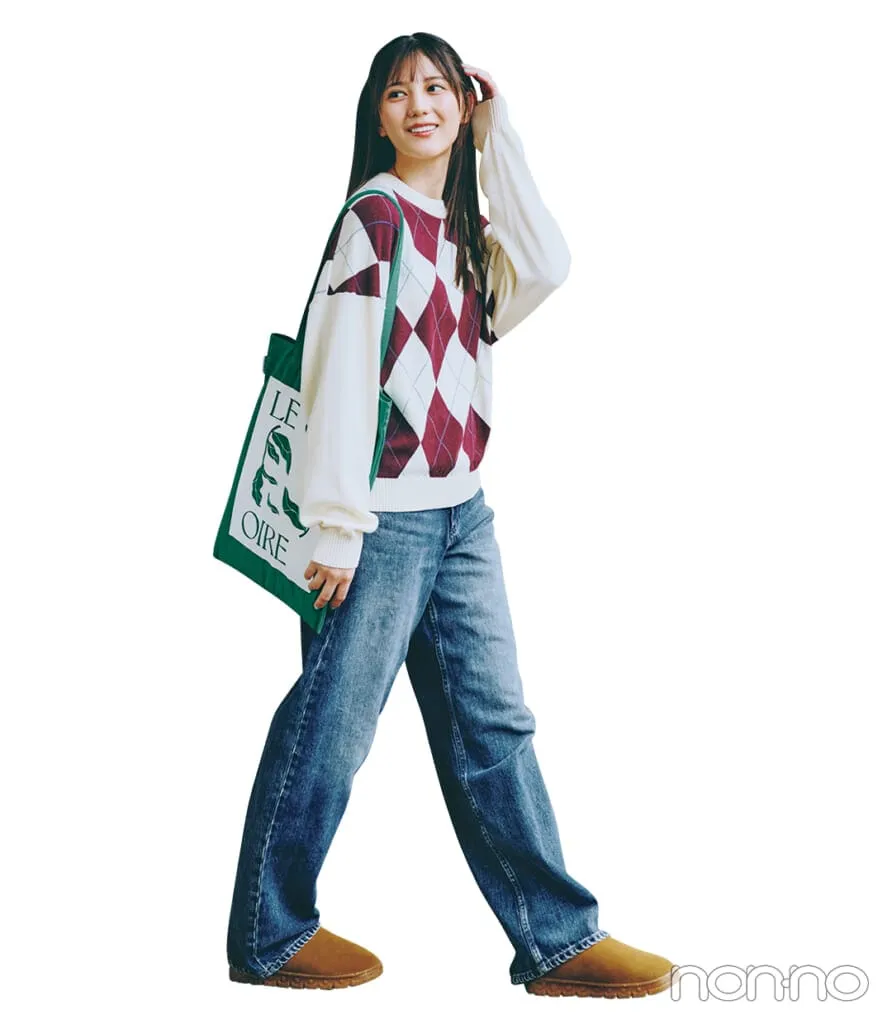 小坂菜緒の大学生の一週間コーデ、金曜日のデニムスタイル