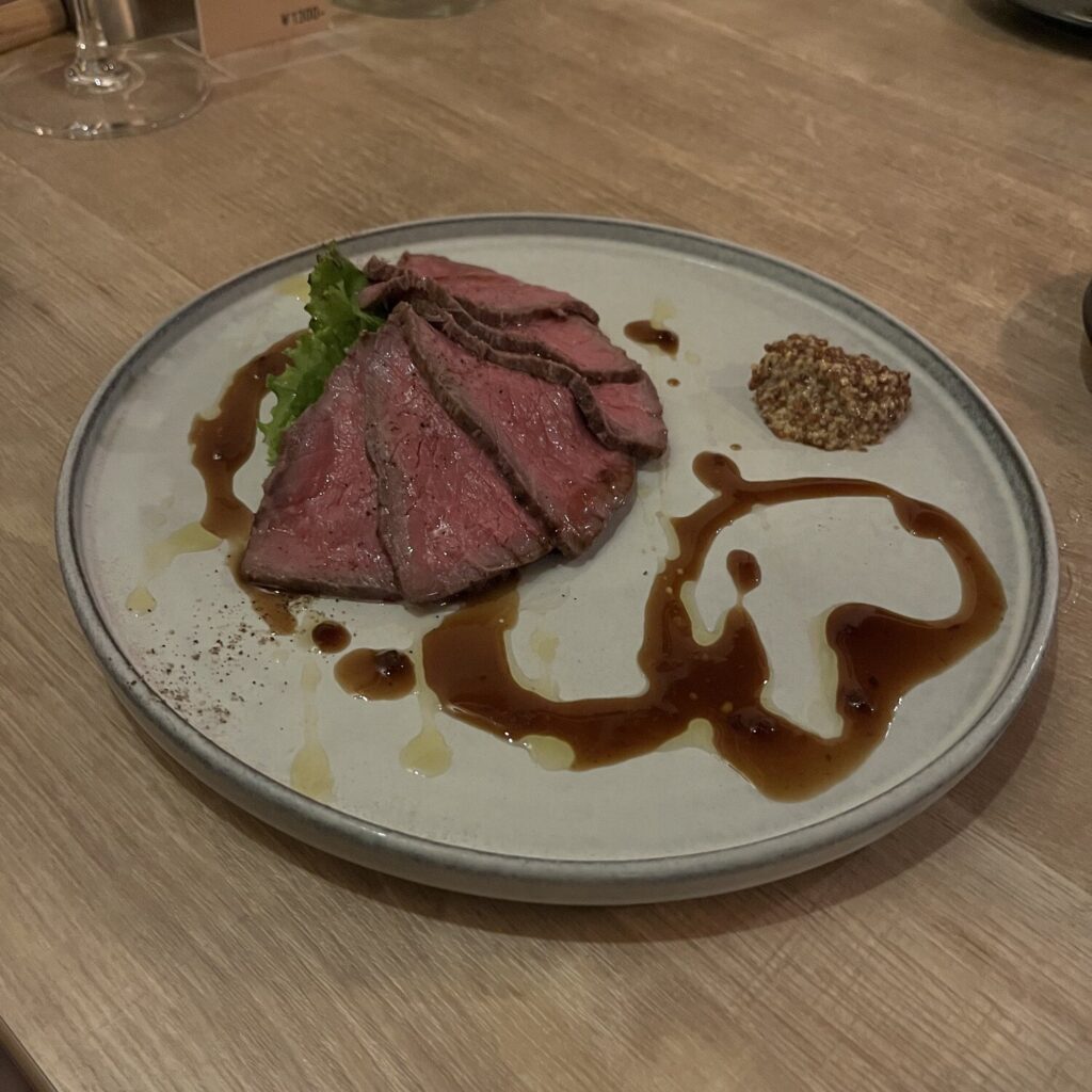 十三 めがねや 一品 ローストビーフ