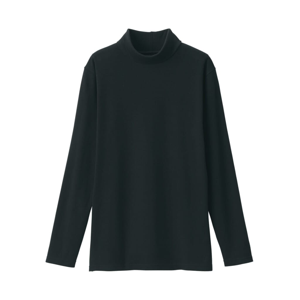 無印良品のあったか綿厚手タートルネック長袖Tシャツの黒