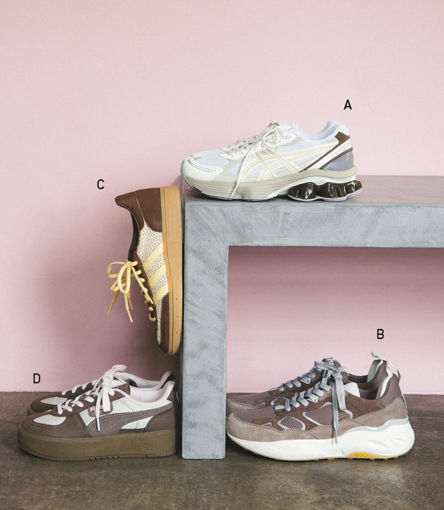 ラテカラーのスニーカー