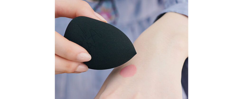 水瀬紗彩耶(non-no girls)の名品メイクツールプロセスカット18