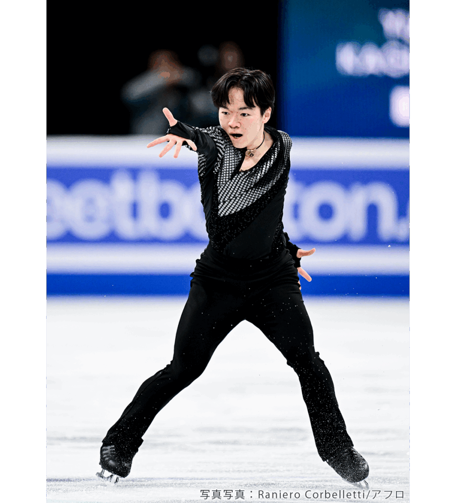 2024年世界選手権ショートを滑る鍵山優真選手