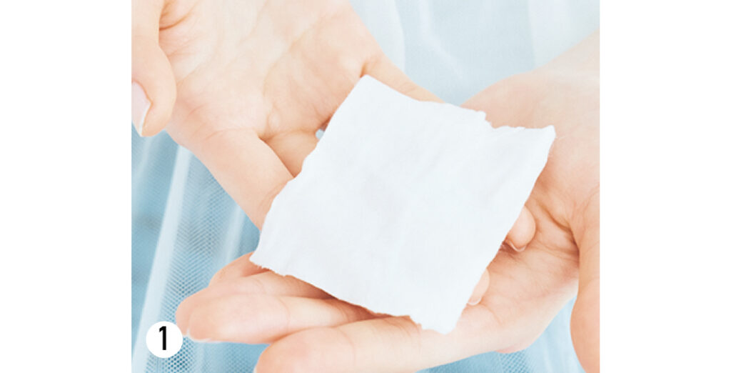 乾燥ぐすみには、高保湿系拭き取りローションで古い角質をオフ