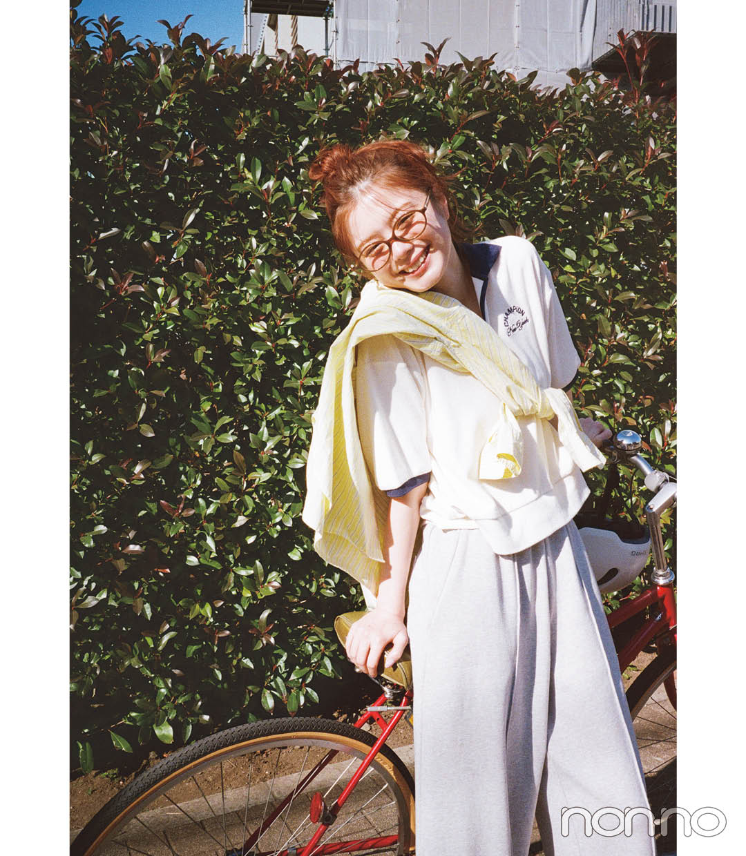 紺野彩夏のパジャマコアモデルカット1-4