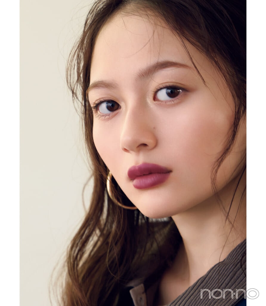 加藤栞の春の香りとリップモデルカット4-2