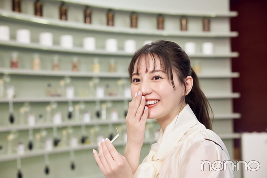 小坂菜緒の香水作り