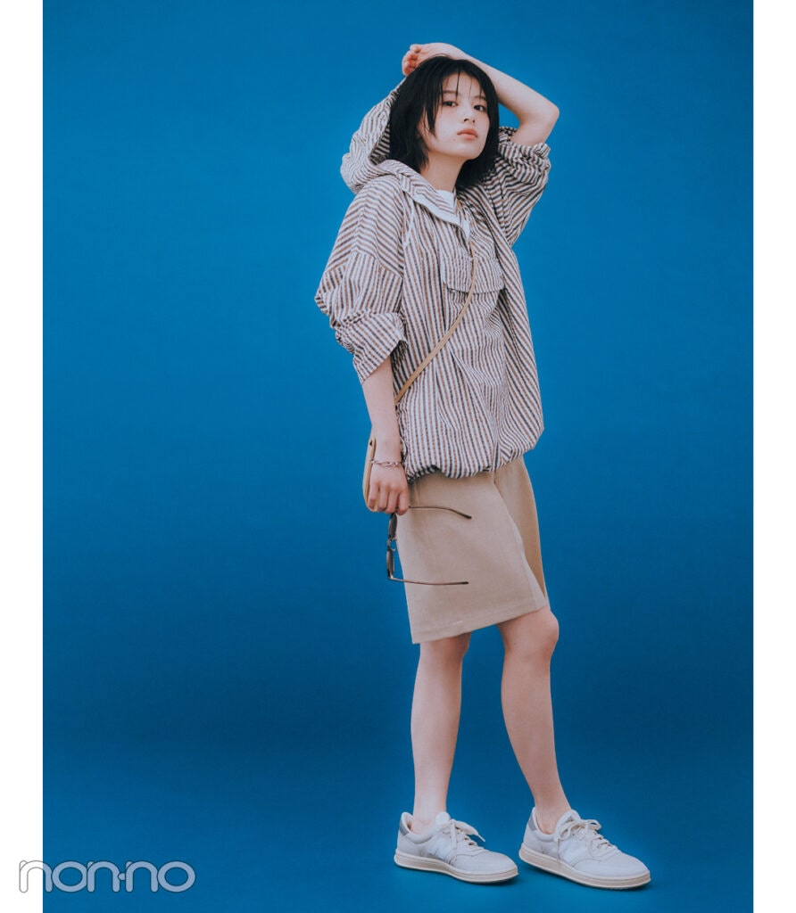 出口夏希の夏のボーダー＆ストライプモデルカット2-2