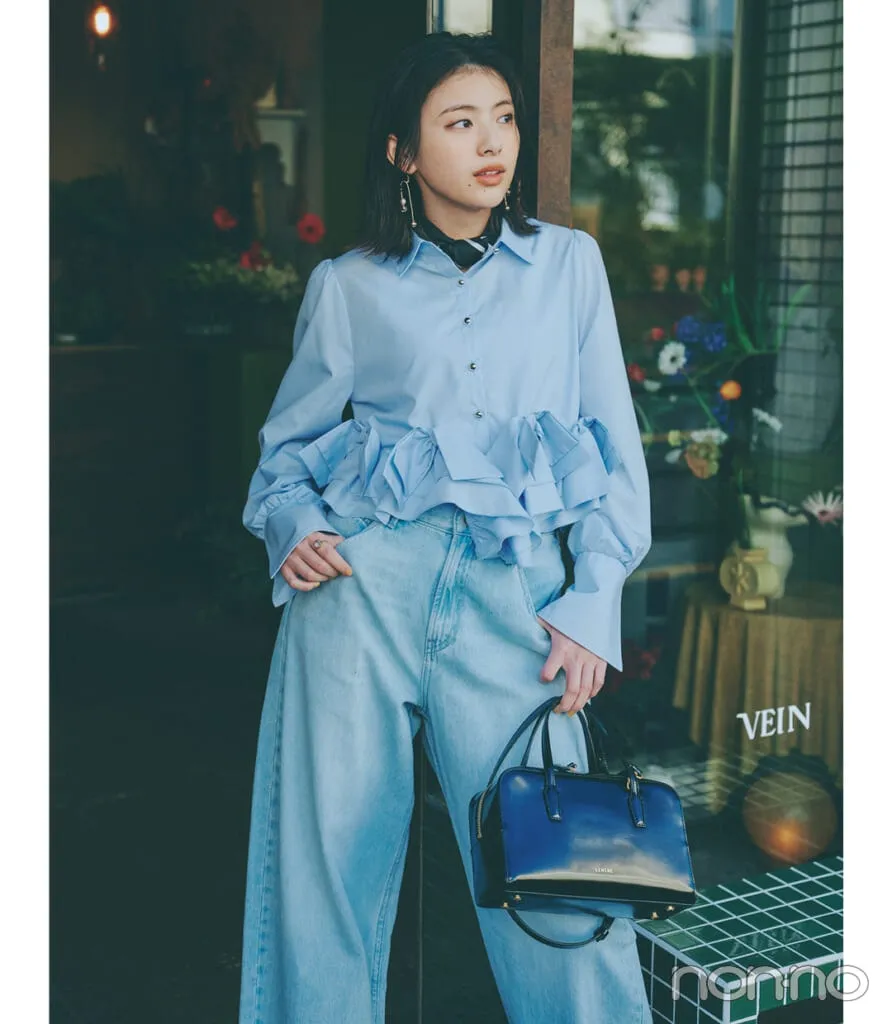 出口夏希の大学生の一週間コーデ、木曜日のデニムスタイル