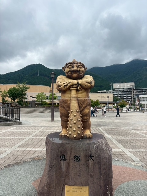 鬼怒川温泉駅前の「鬼怒太」