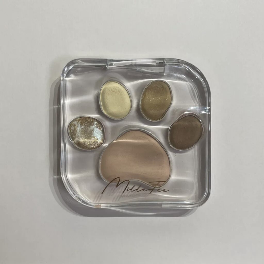 MilleFée　ミャオパウズアイシャドウパレット　1760円