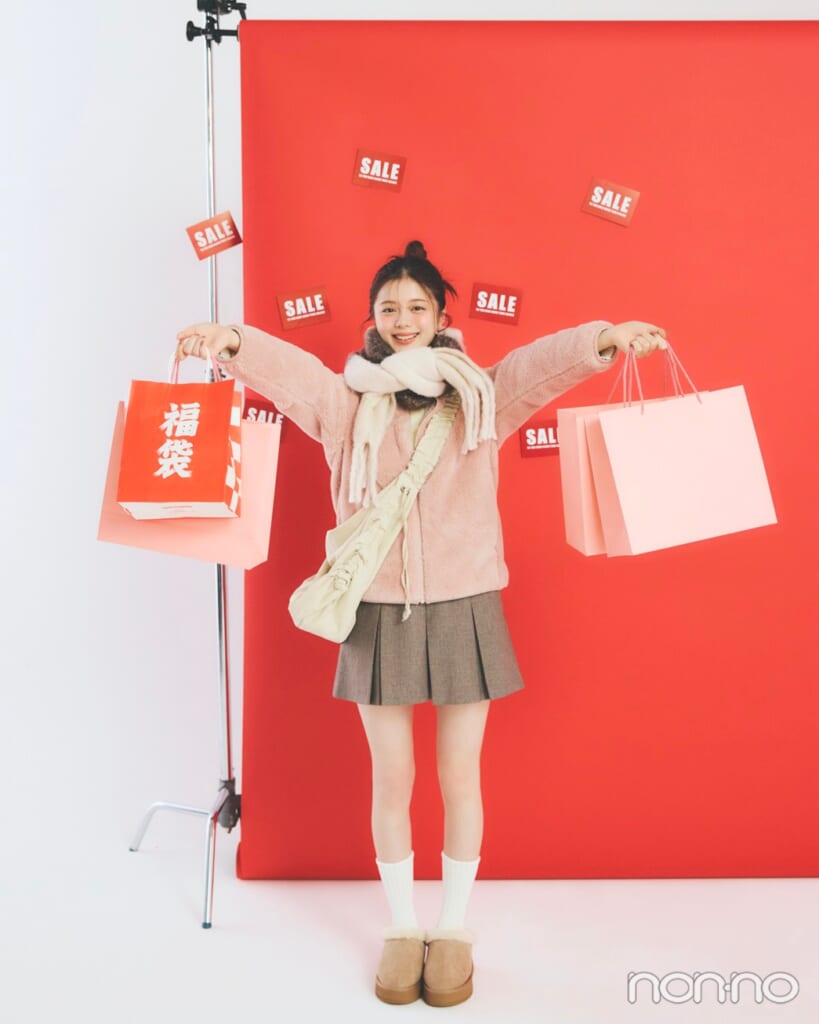 紺野彩夏の初売りコーデ