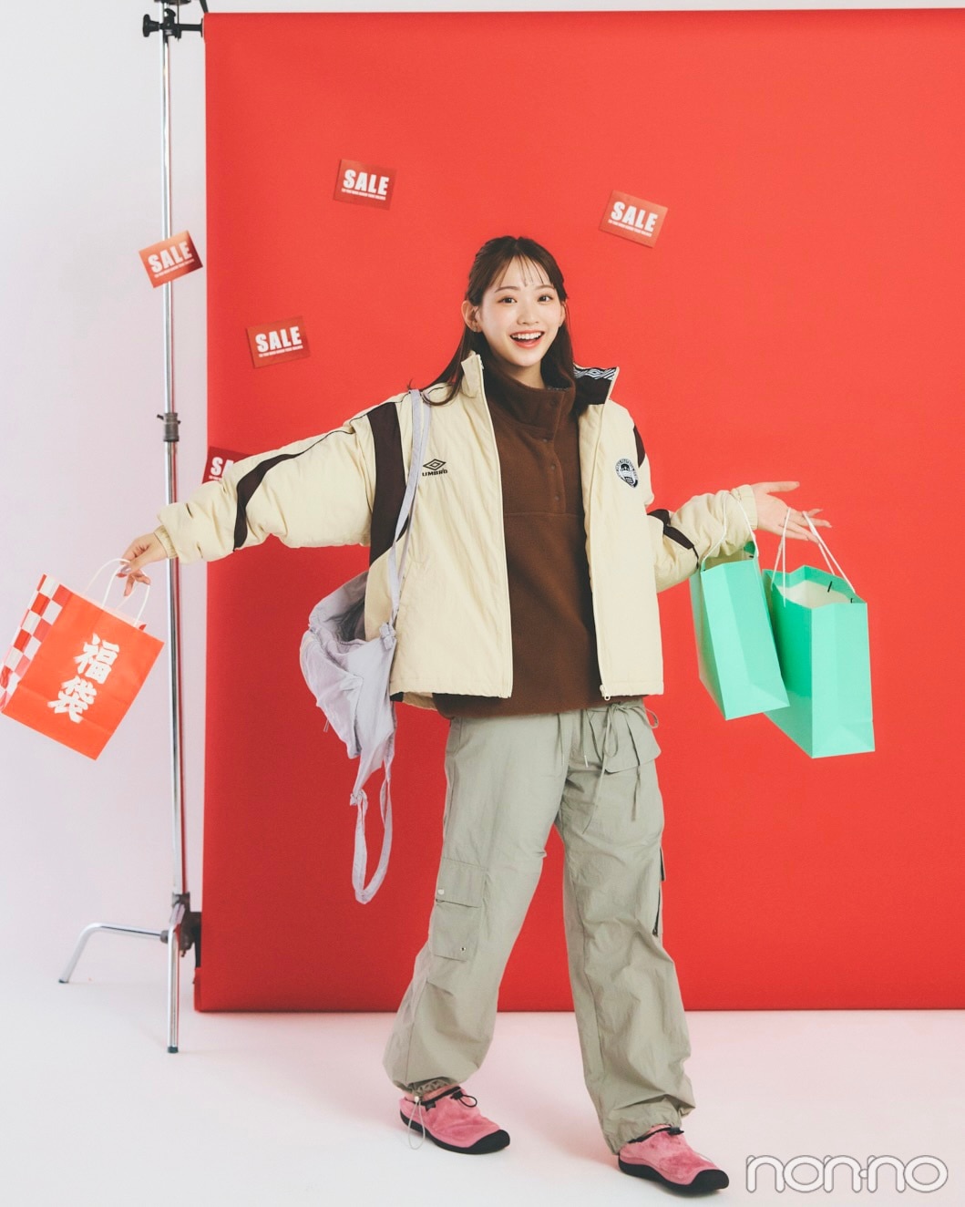 村上なずなのセールコーデ