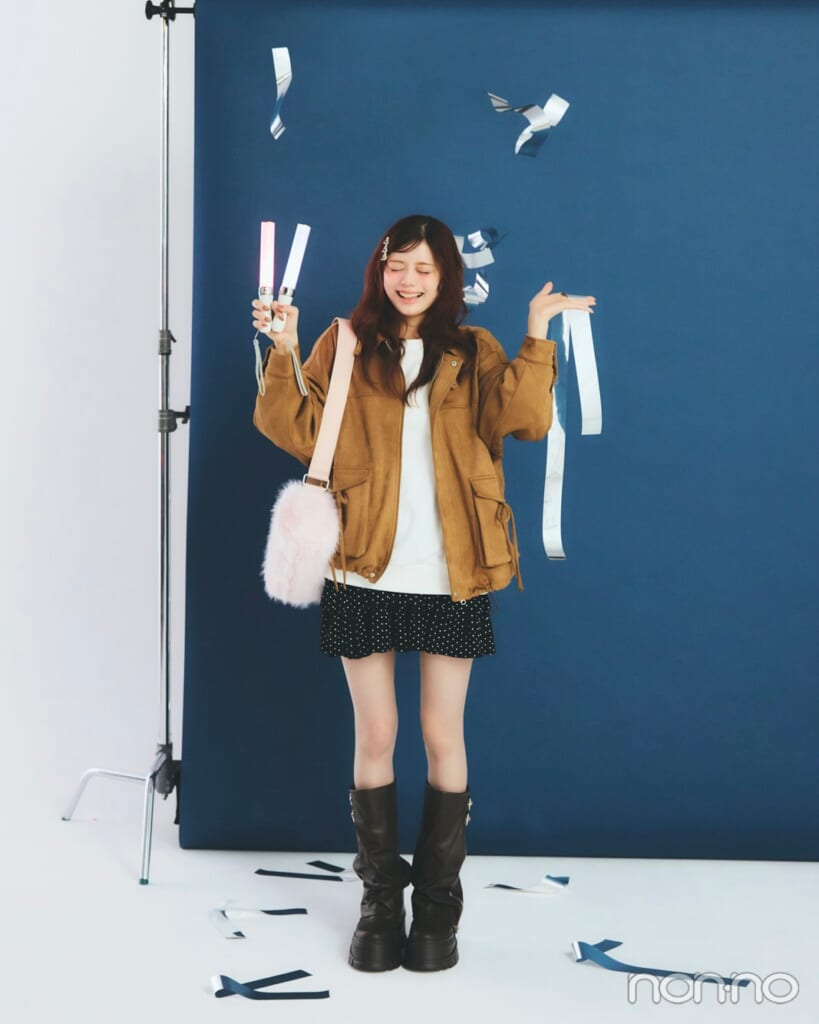 紺野彩夏のカウントダウンライブコーデ