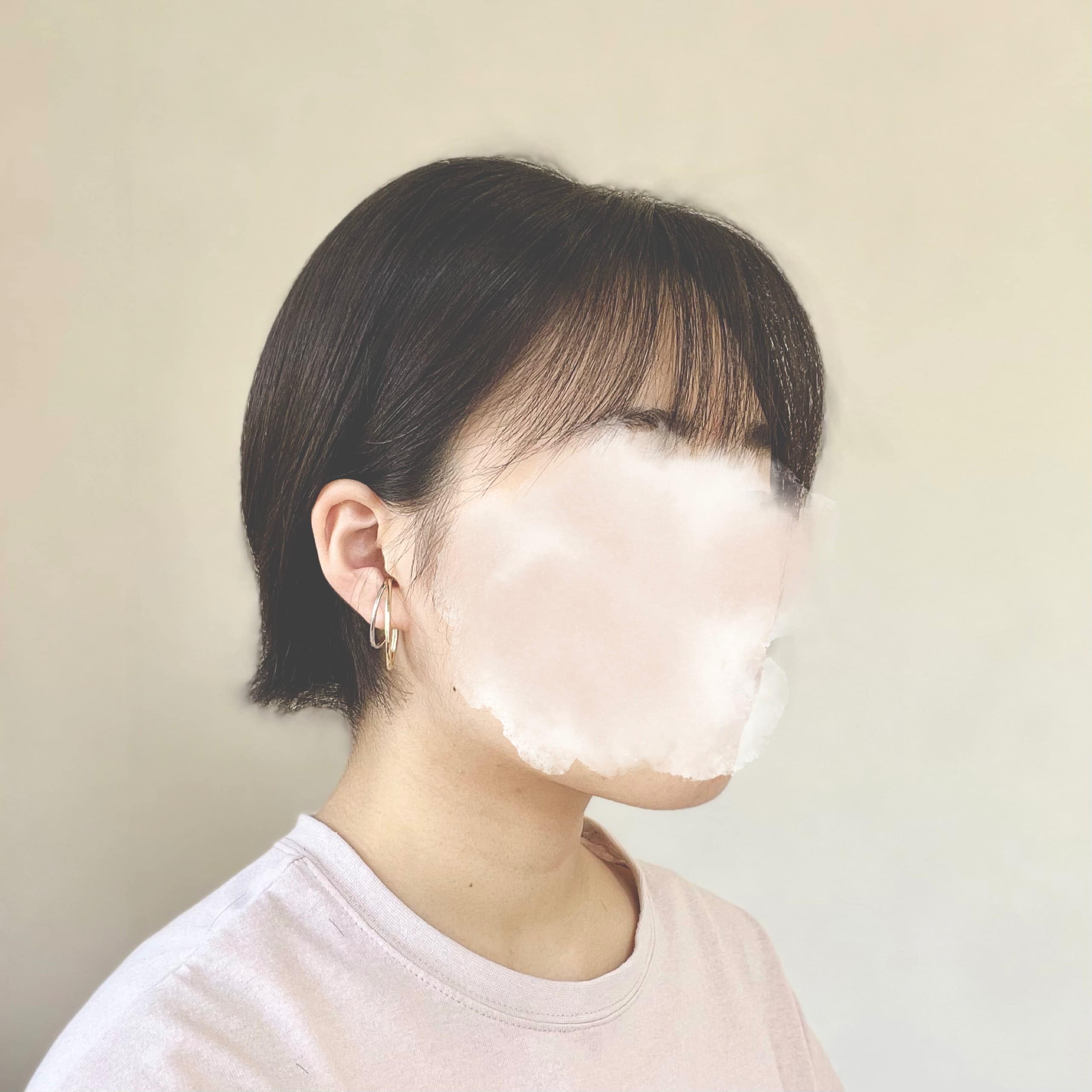 巻かない　ショートヘアアレンジ　イヤーカフ