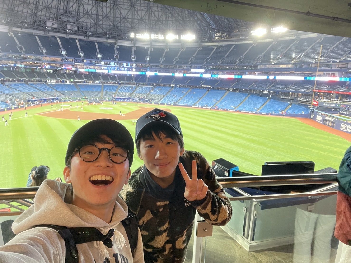 樋渡知樹選手とトロントで野球観戦