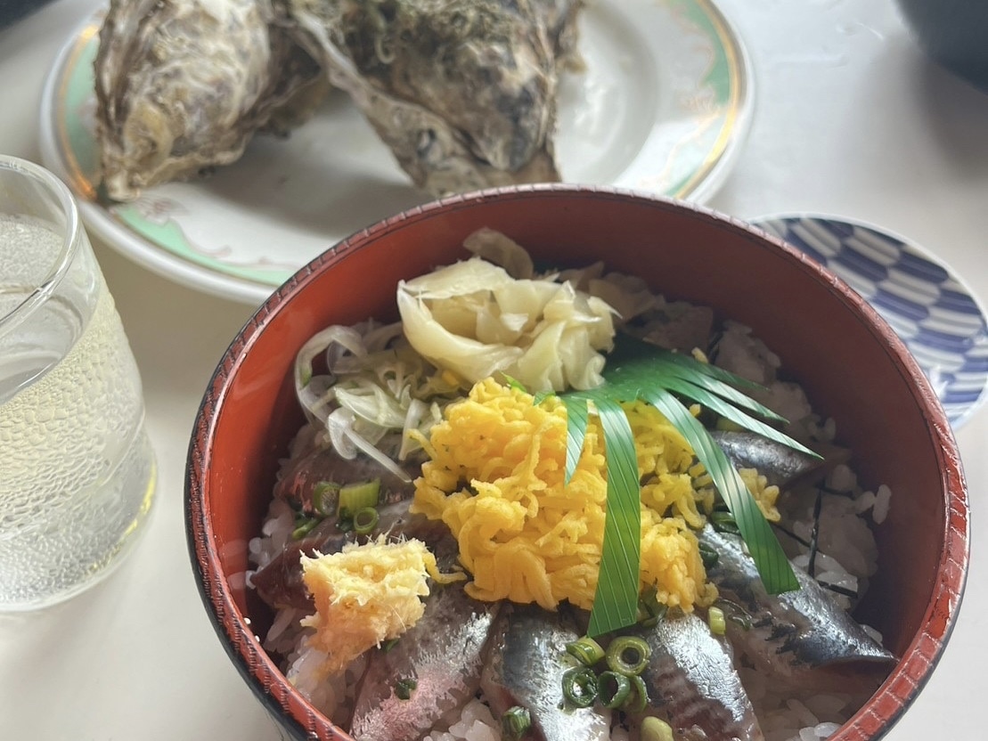 海鮮丼