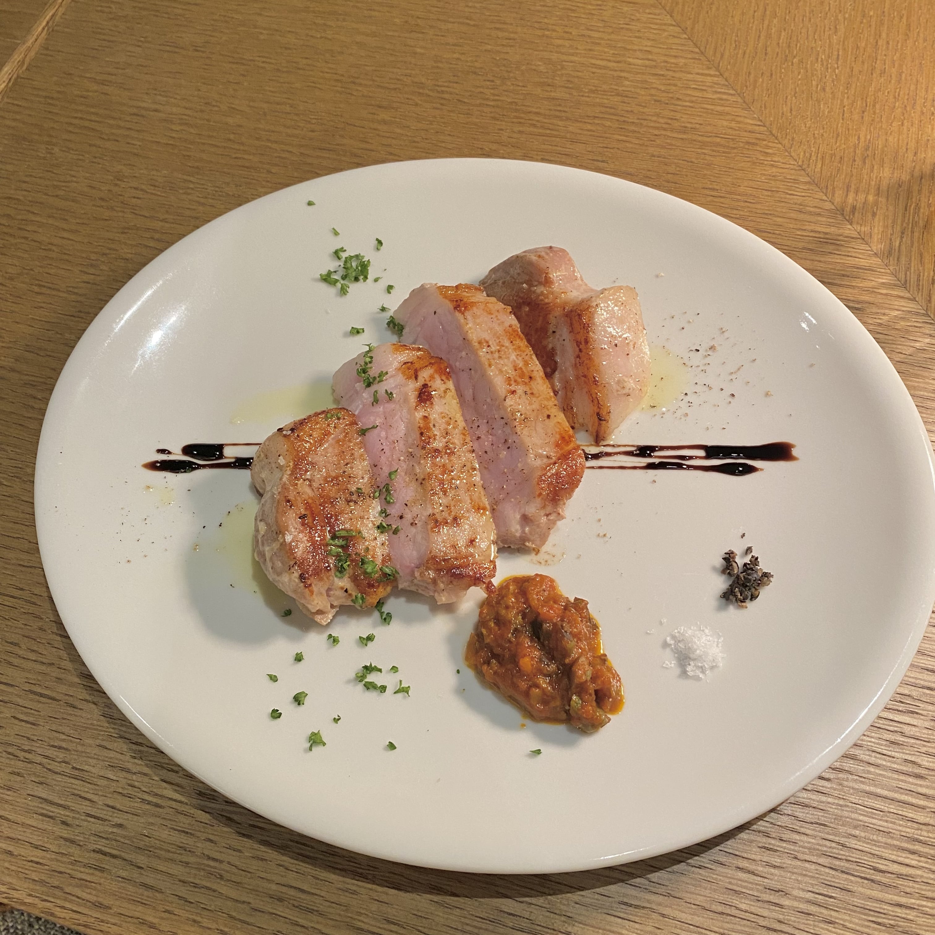 ディナーコース、メインディッシュ、豚ロース