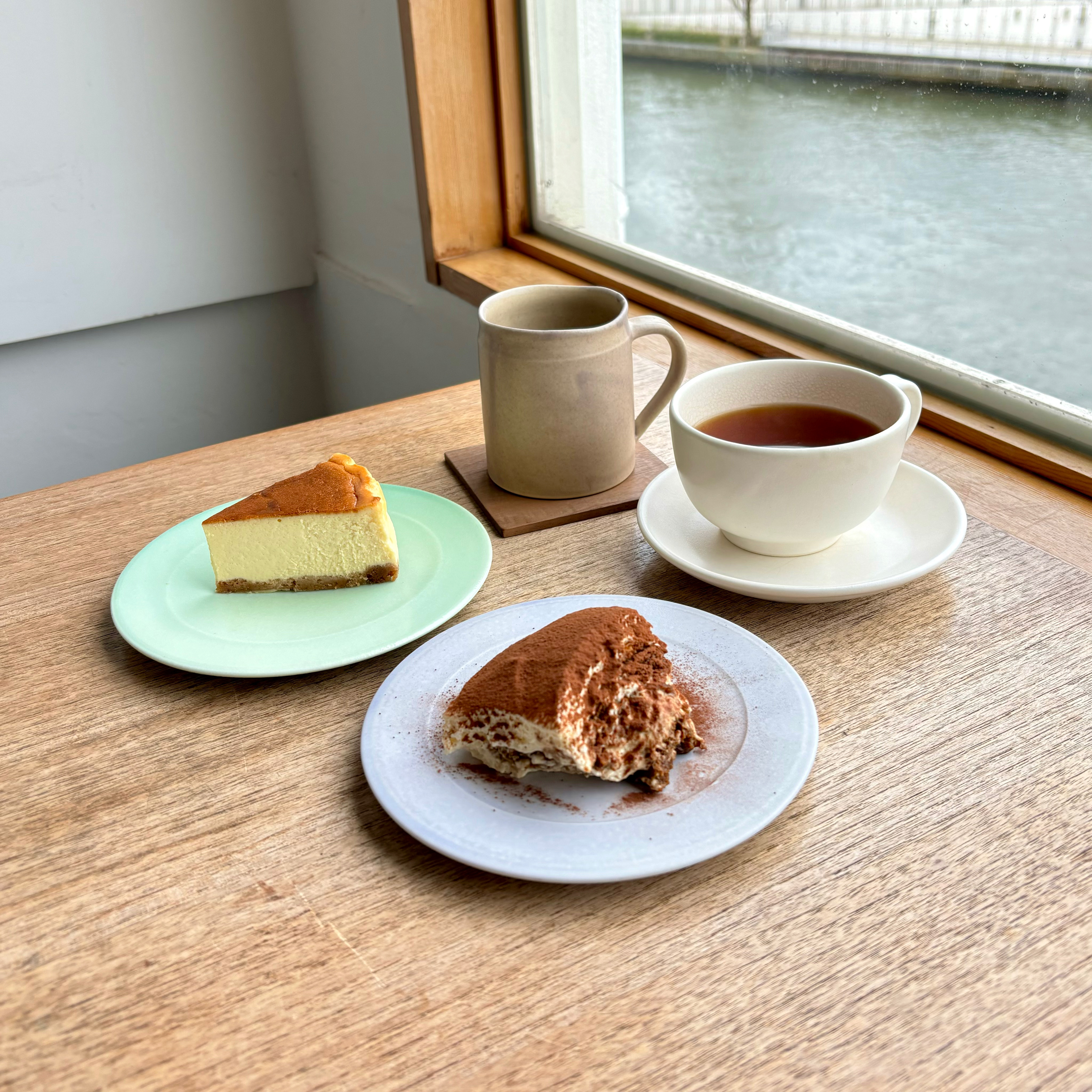 MOTO COFFEE 大阪　北浜　カフェ