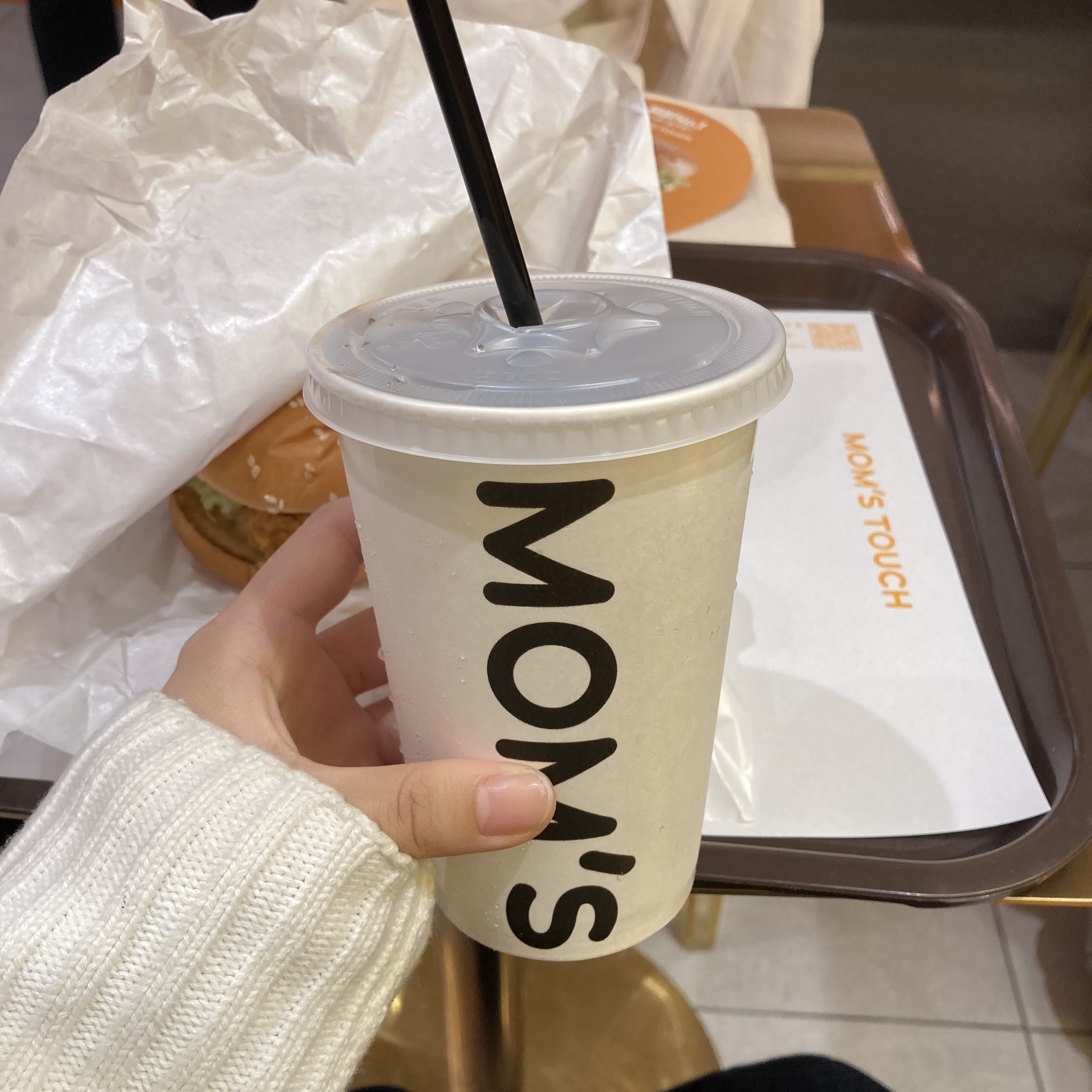 コーラ　マムズタッチ　ドリンクサイズ