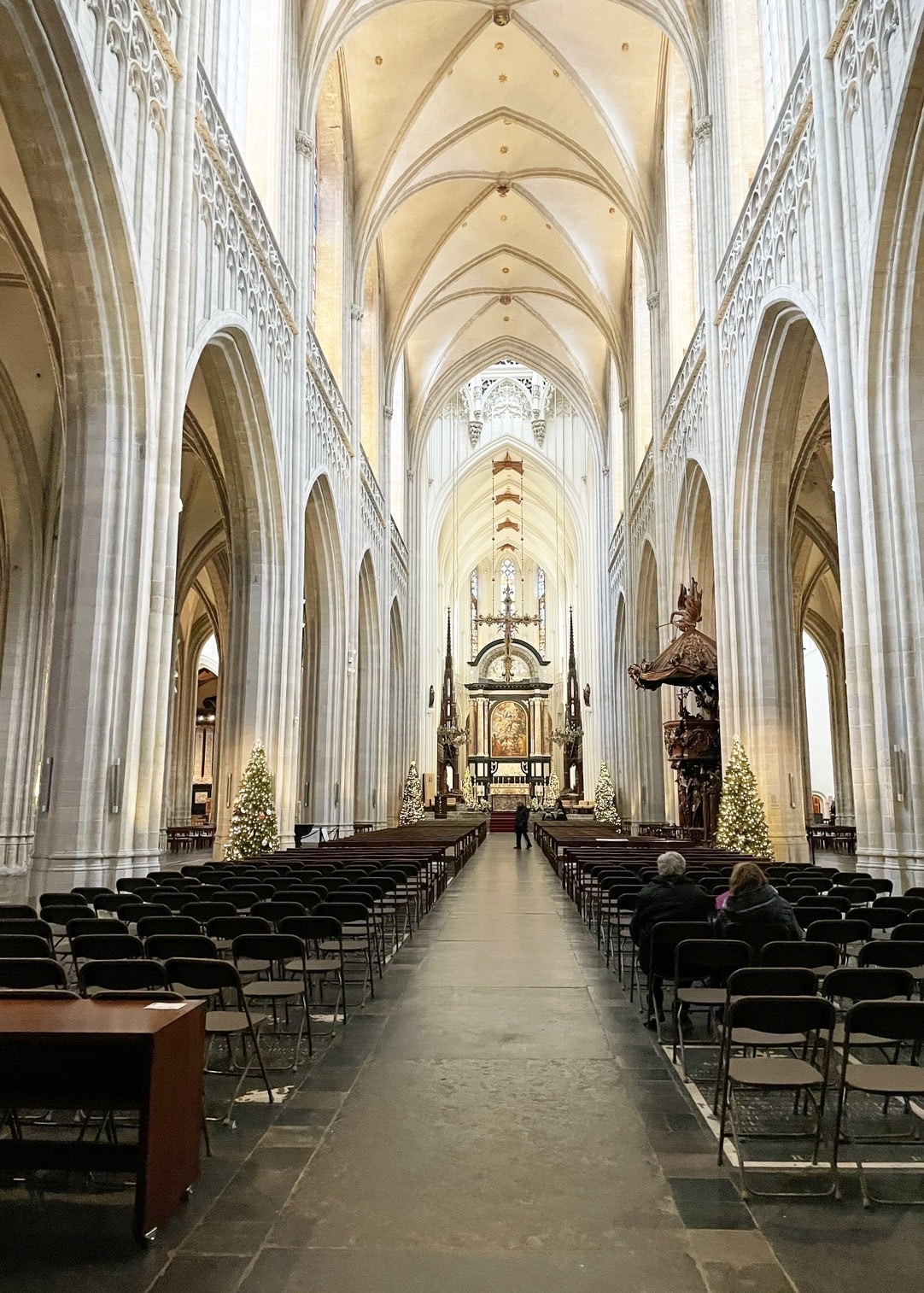 聖母大聖堂　内部