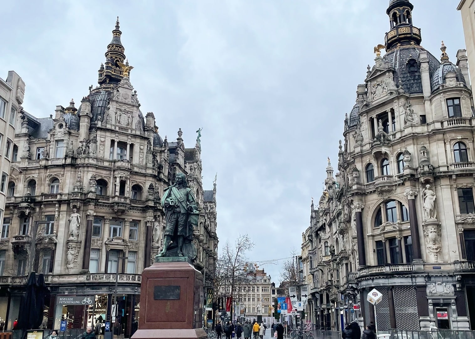 アントワープ 街並み