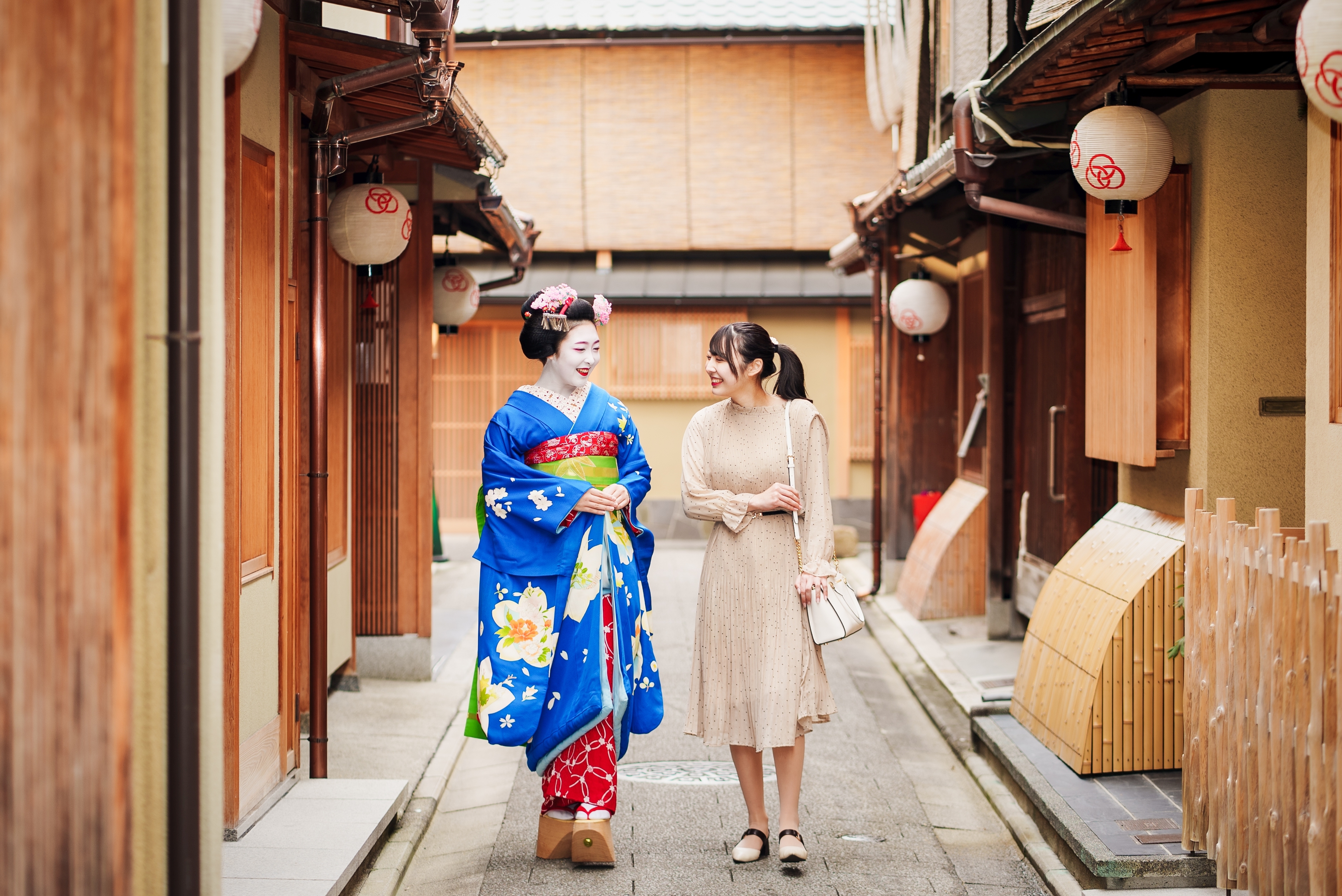 「OMO５京都祇園（おも）」舞妓さんとの京都散策イメージ写真