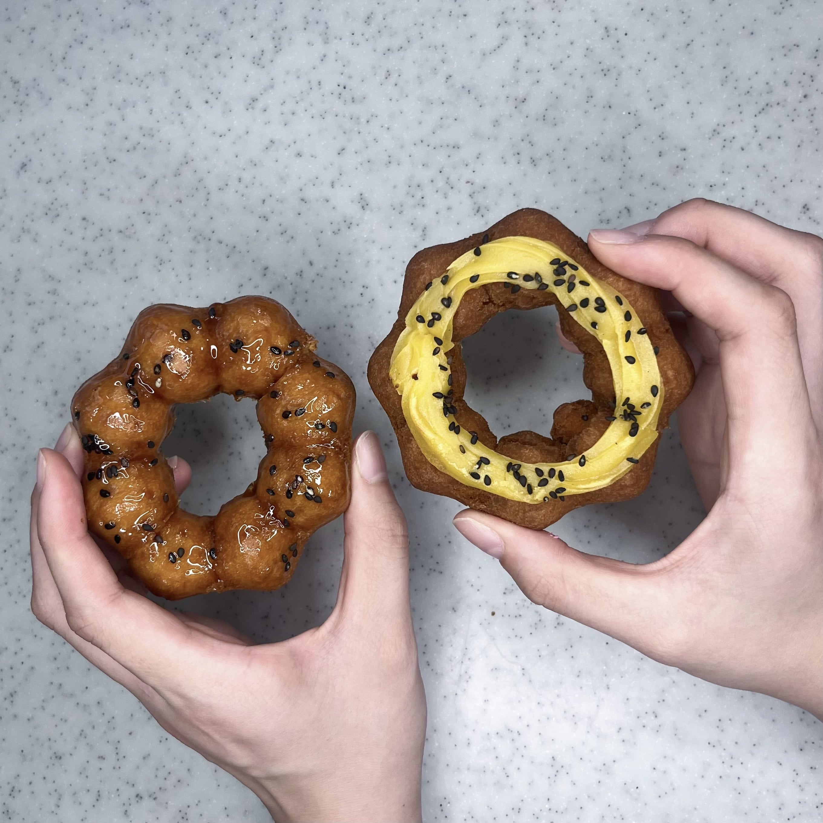 左は⑤「さつまいもド 大学いも」、右は①「さつまいもド スイートポテト」です！