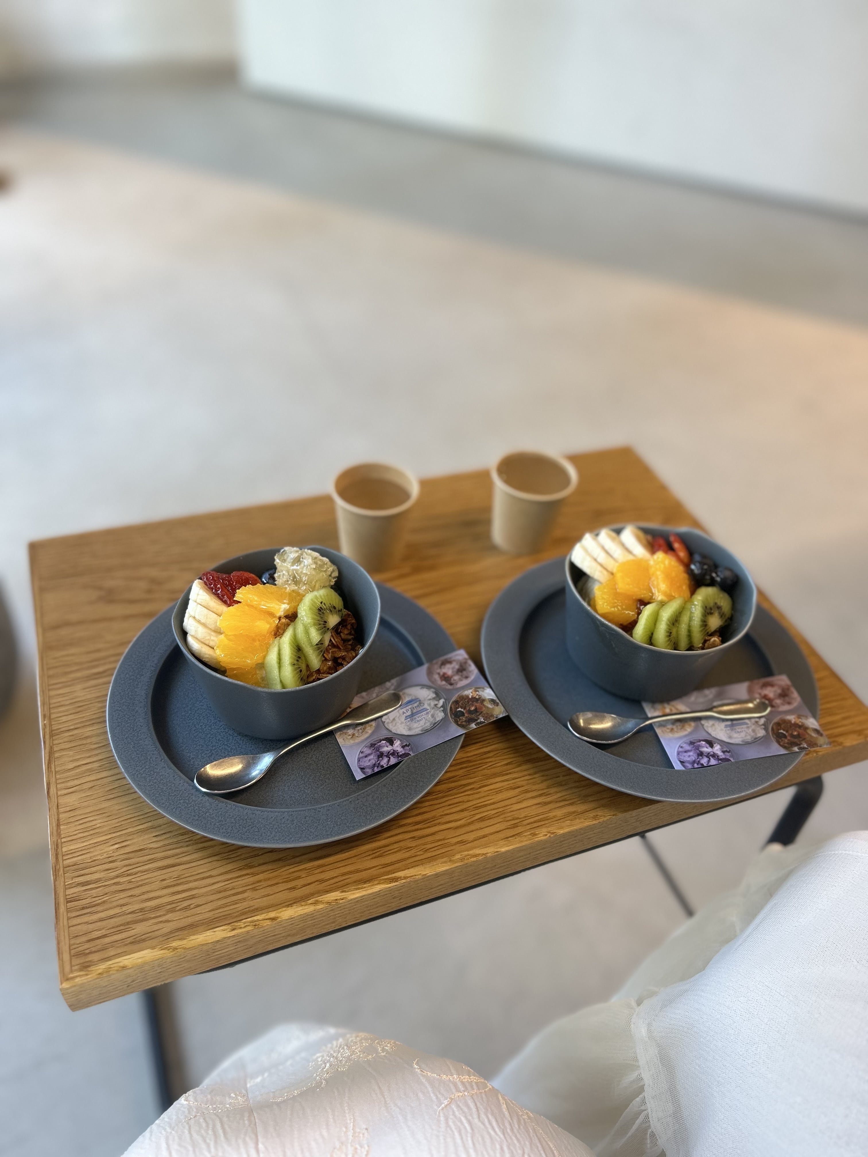 aptimo 原宿カフェ ギリシャヨーグルト