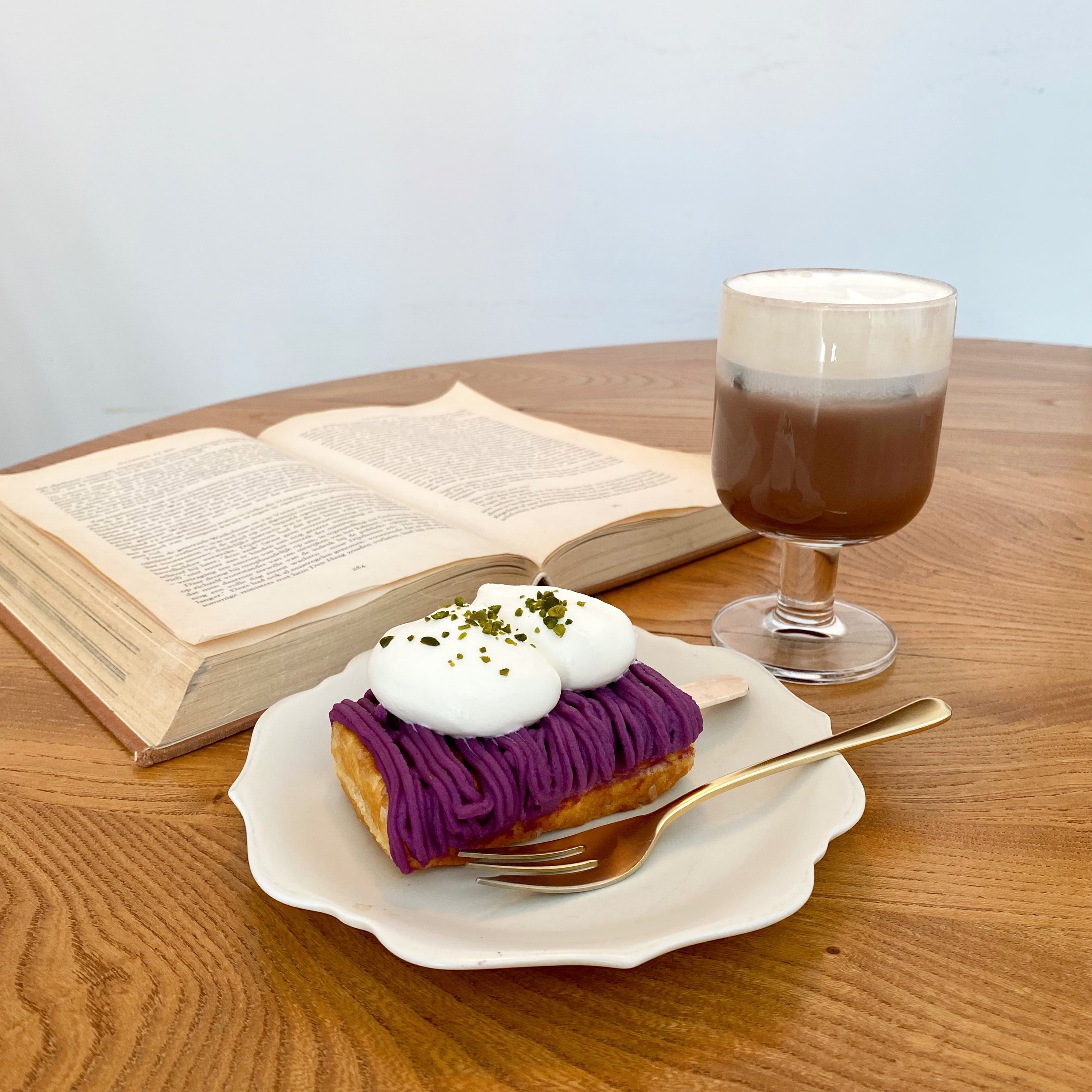 kyocafe chacha　紫芋のワッフルプレート