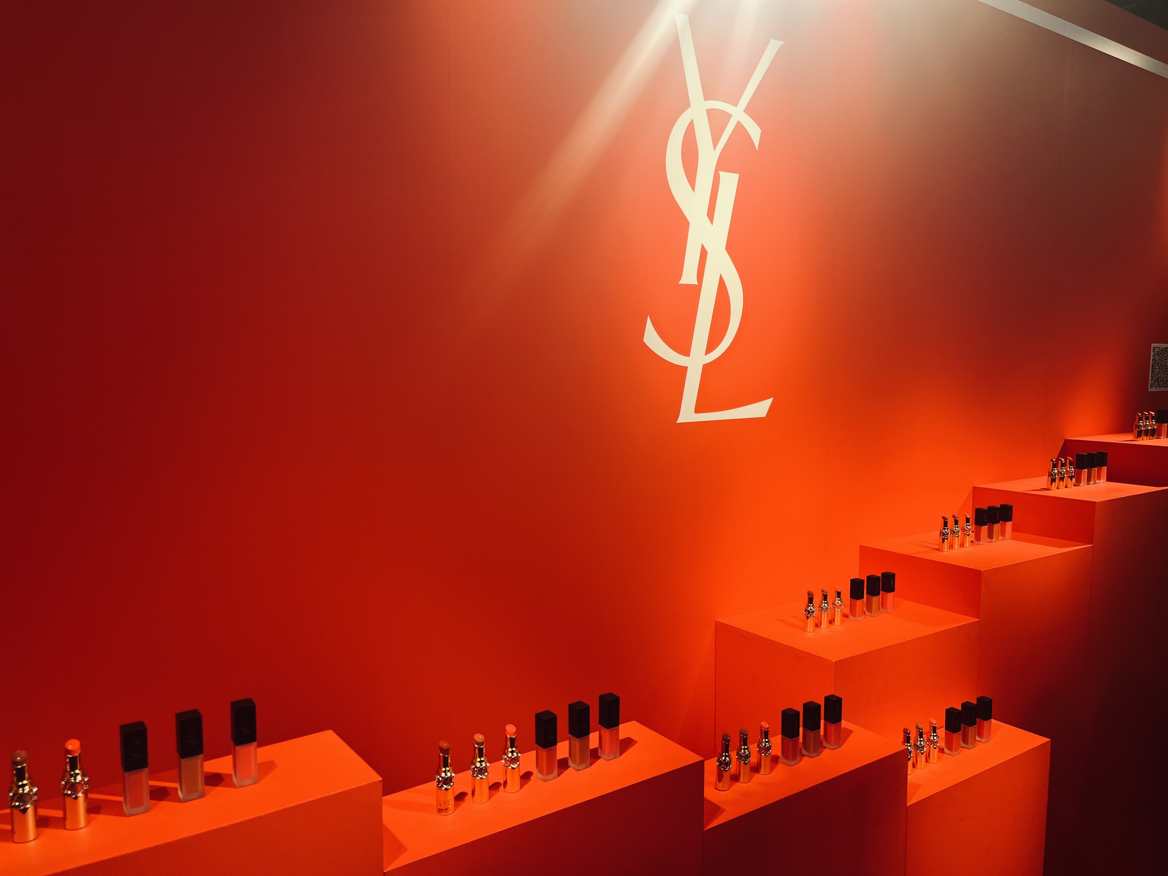 YSL イブサンローラン リップ