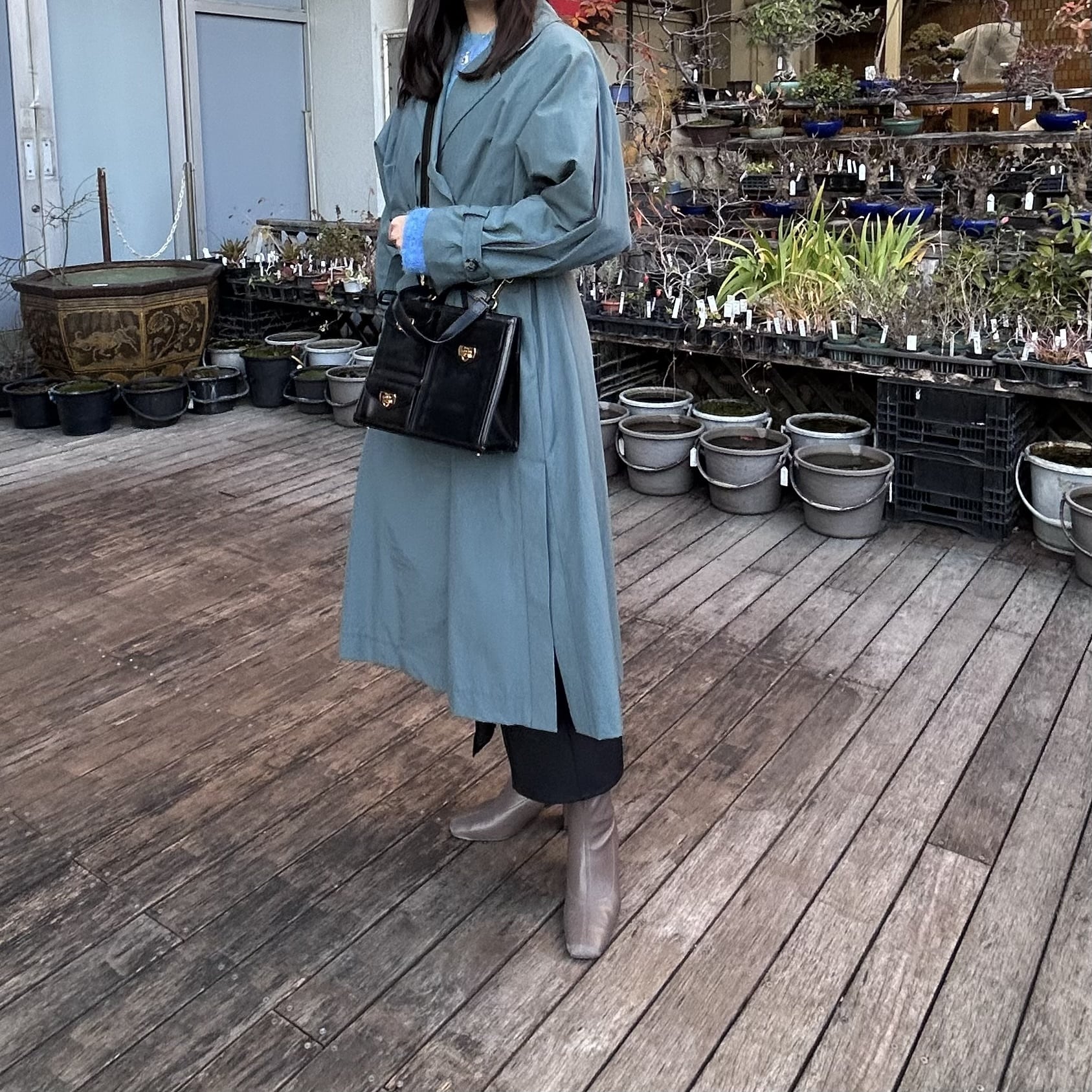 BEAMS、チェスターコート、ブルーコーデ