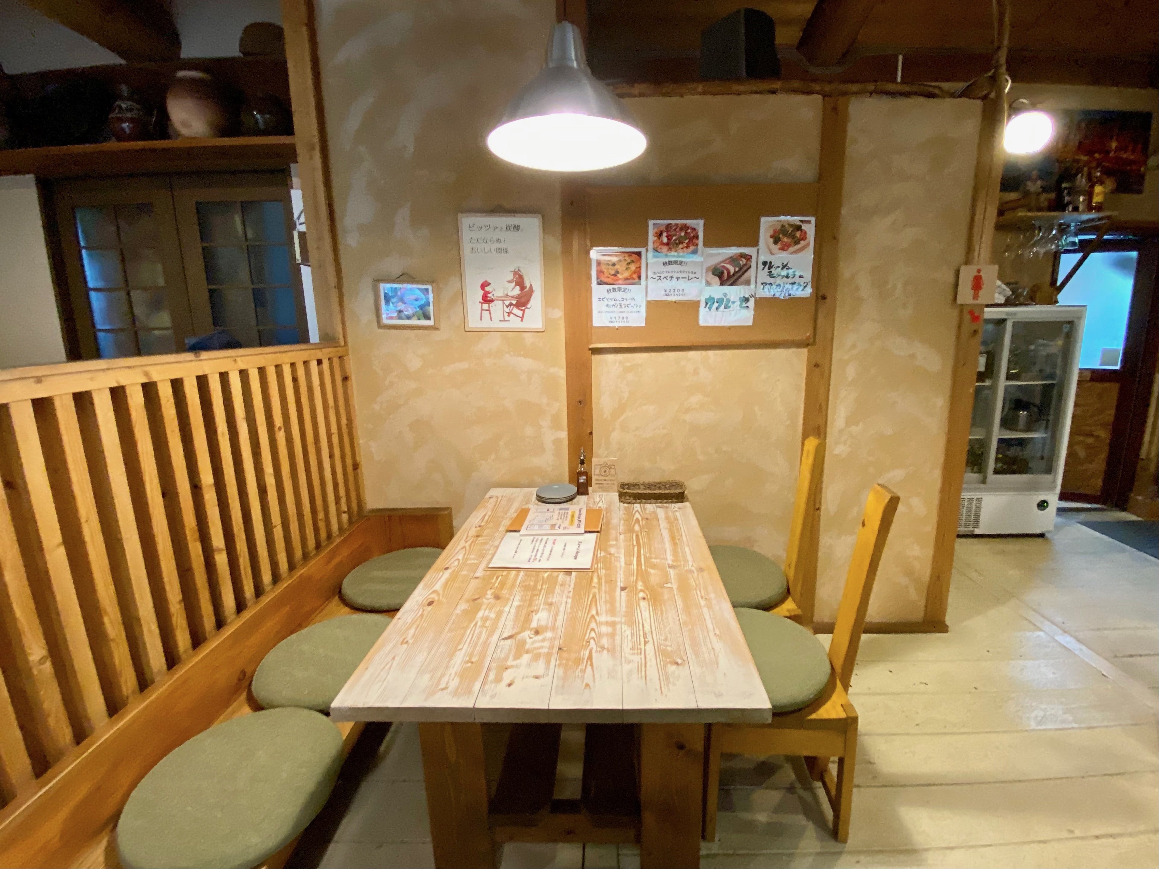 Kuwa Monpe　クワモンペ　内観　篠山