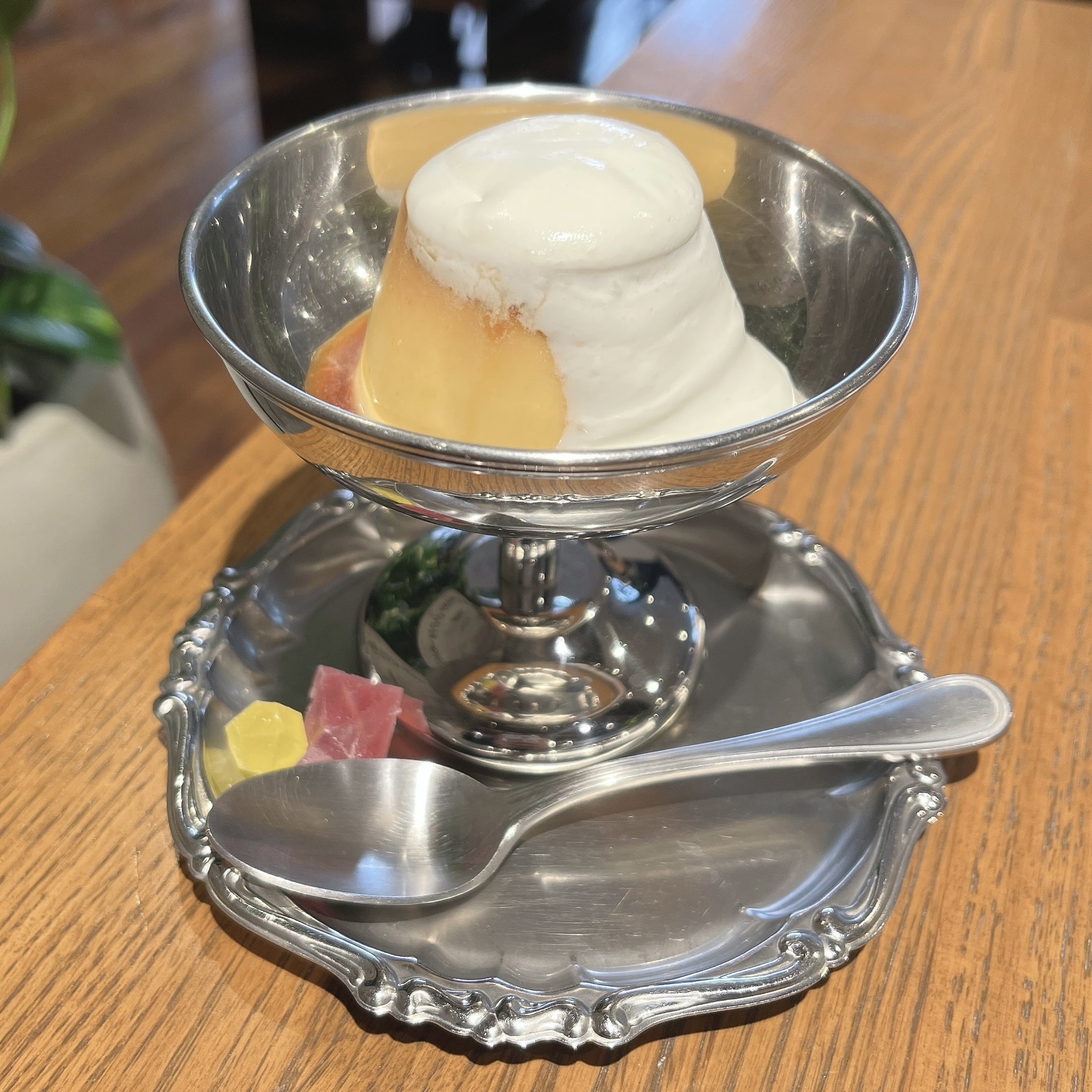 とろけるカスタードプリン