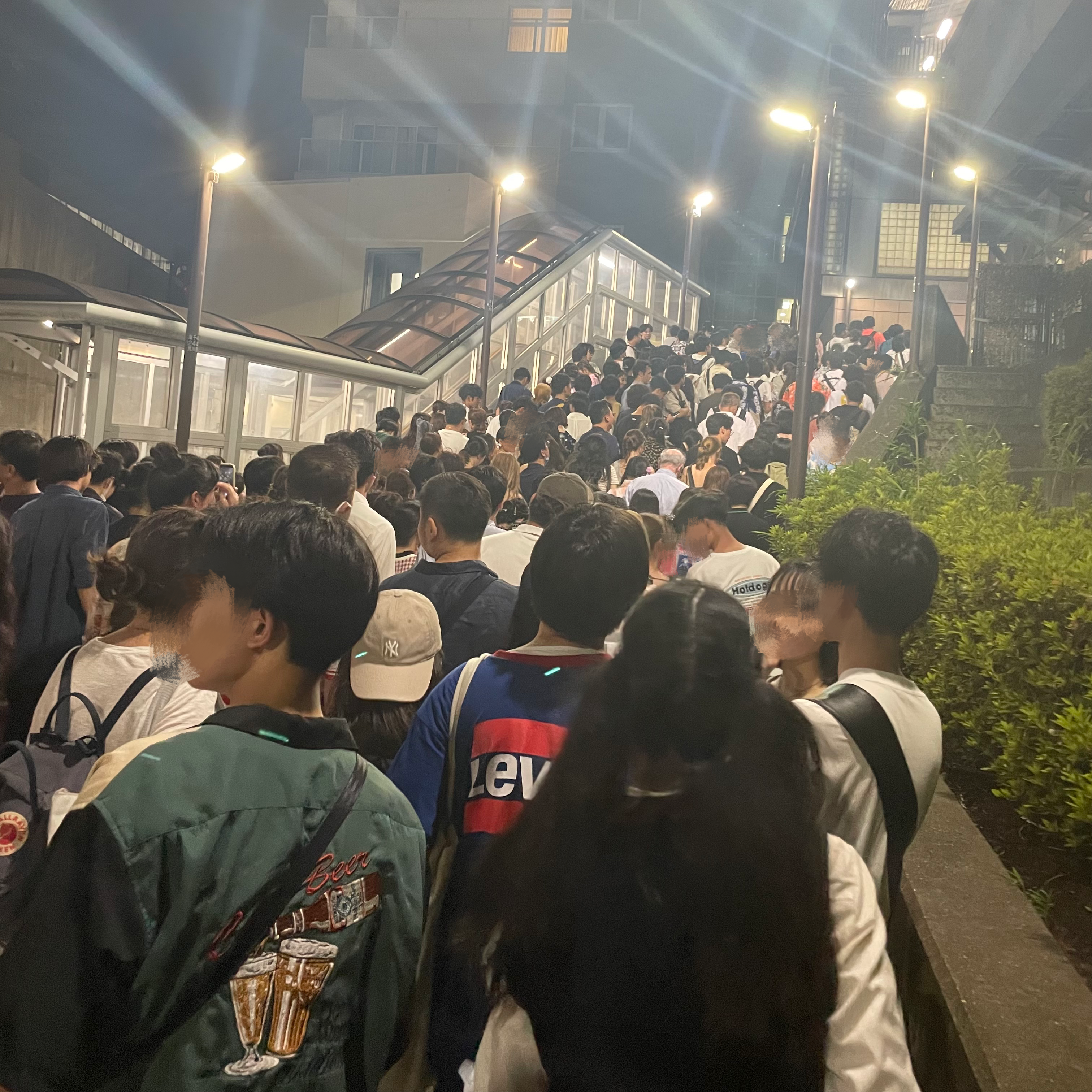 隅田川花火大会　南千住駅　汐入公園