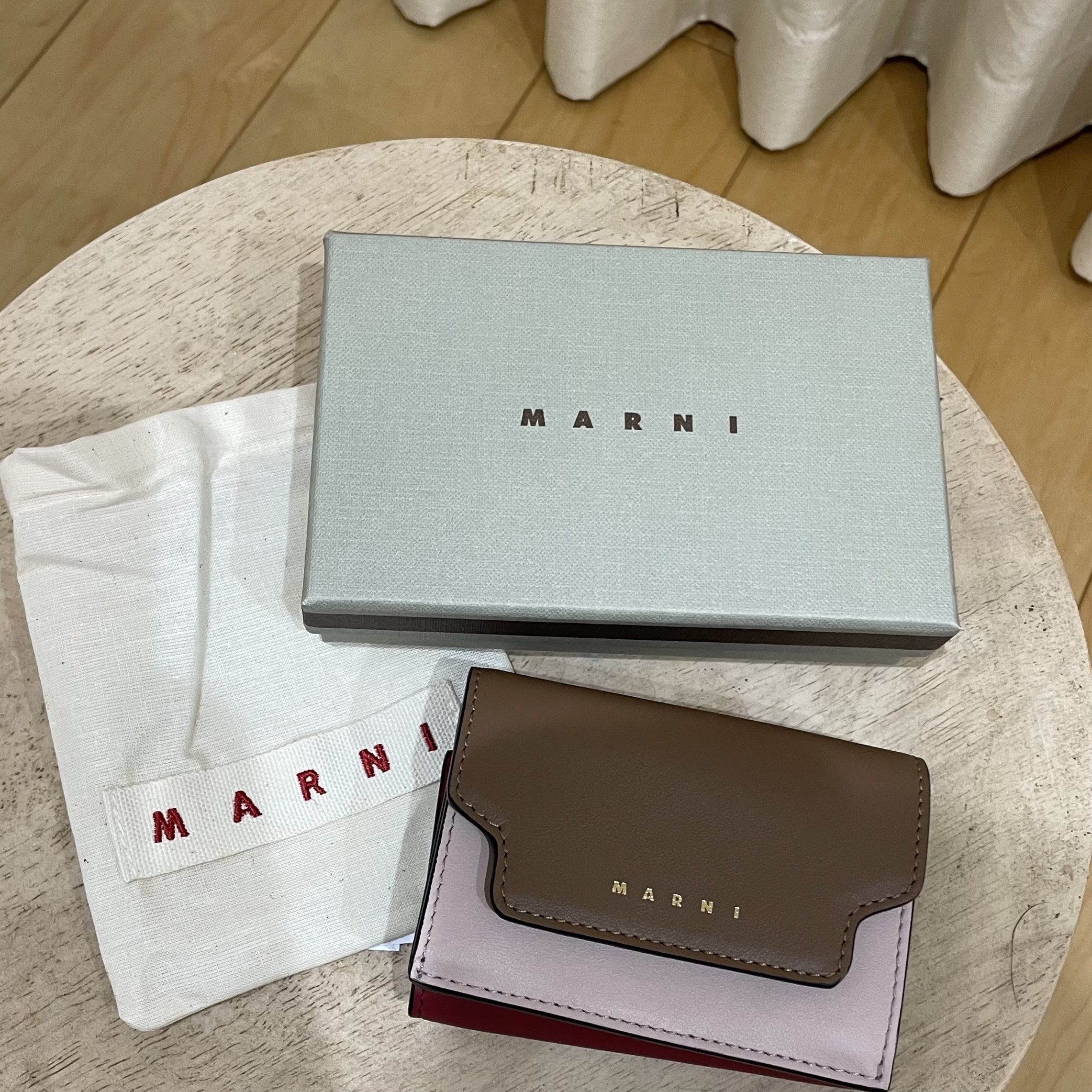 MARNI(マルニ)お財布　ブランド財布　大学生財布　ブランド名品