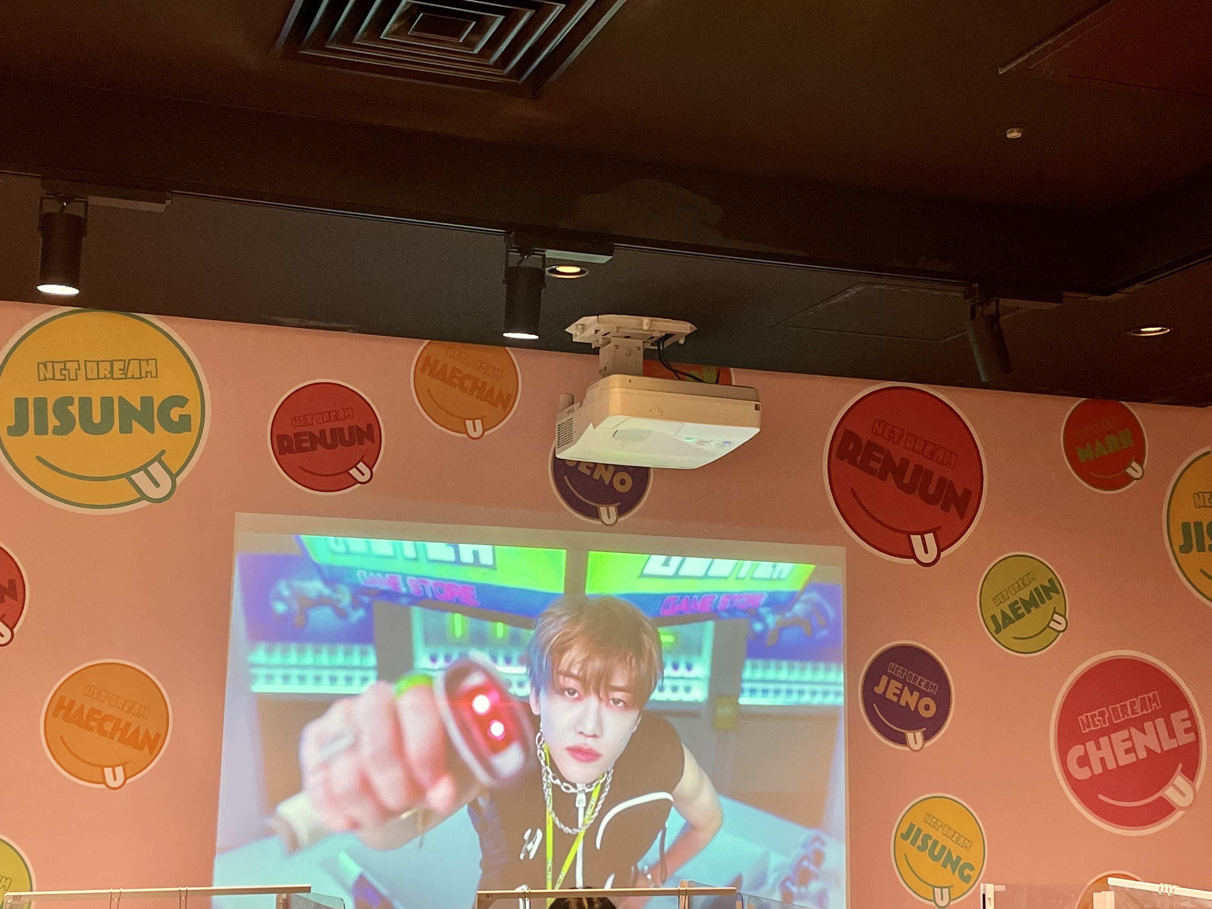 NCT DREAM 店内の様子