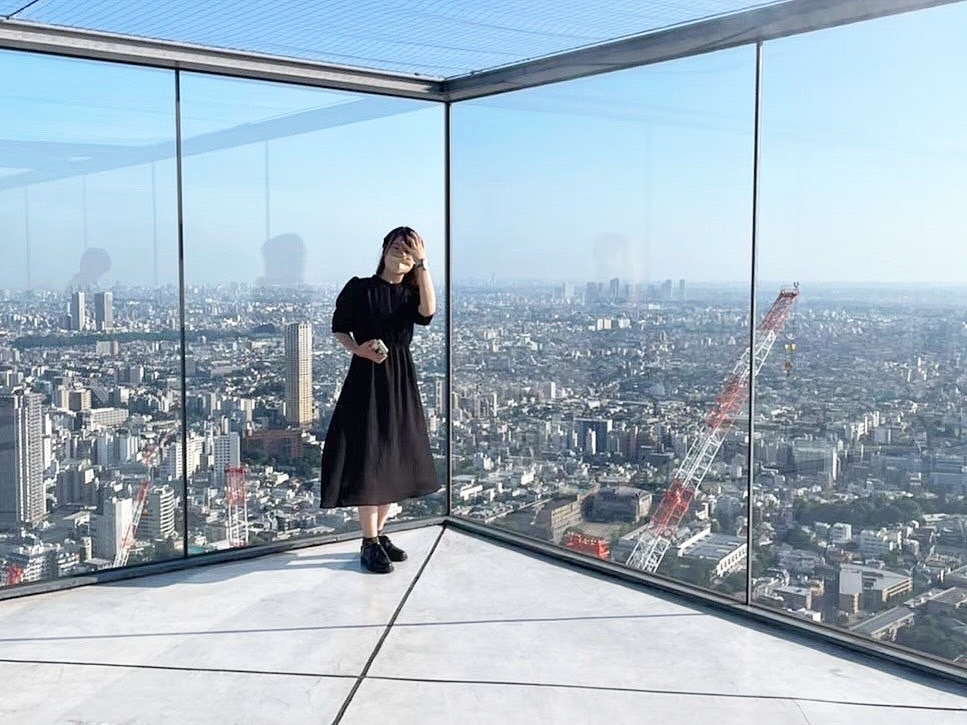 渋谷スカイの屋外展望空間「SKY STAGE」の様子