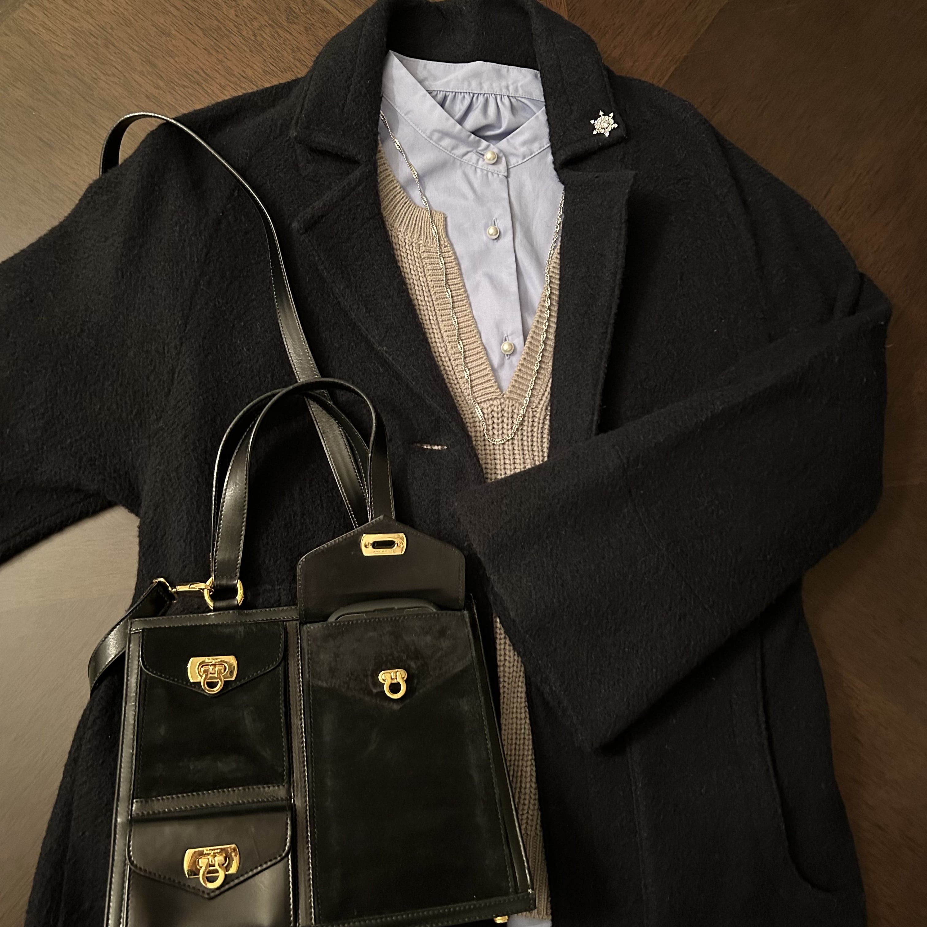 大学生コーデ、寒色コーデ、アウター