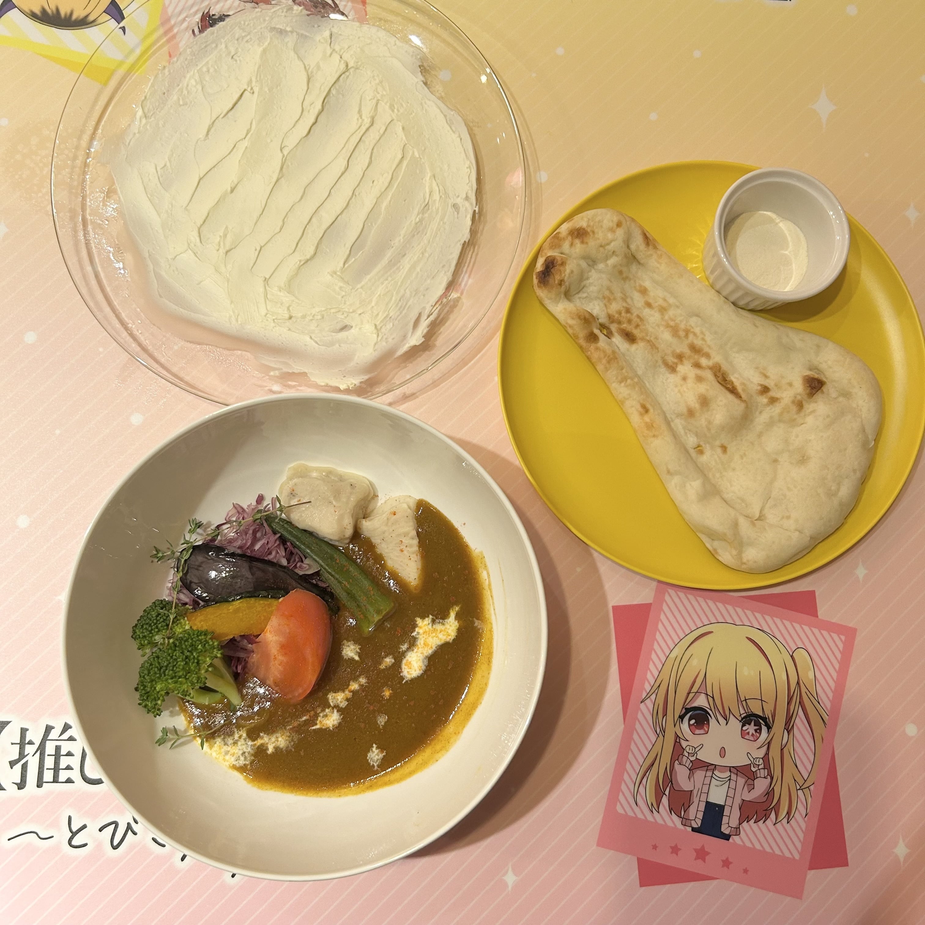 「【推しの子】カフェ〜とびきりの秋♡〜」、推しの子、重曹⁉︎を舐めるカレー